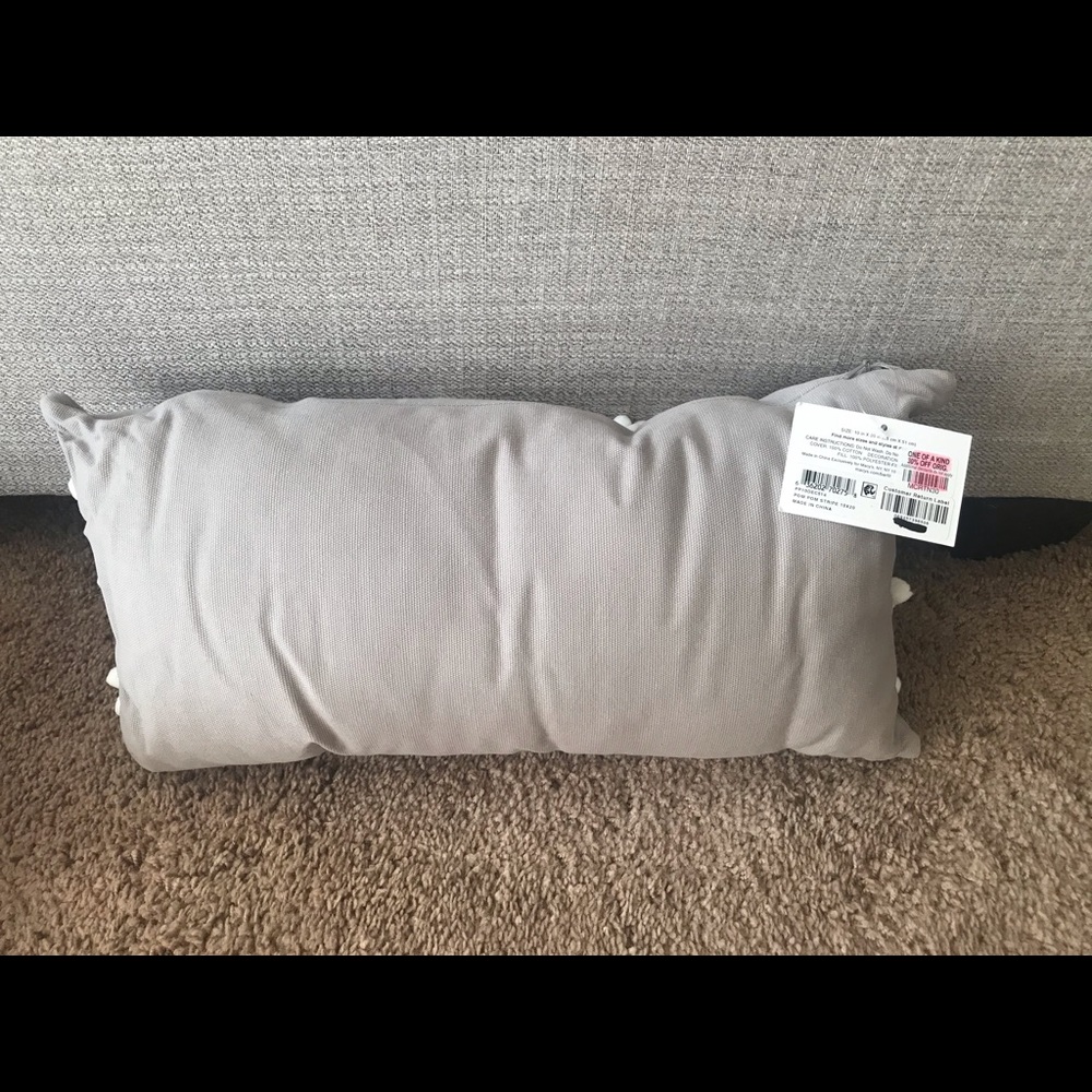 Pillow set embroidered + pom pom stripe - Picture 3 of 6